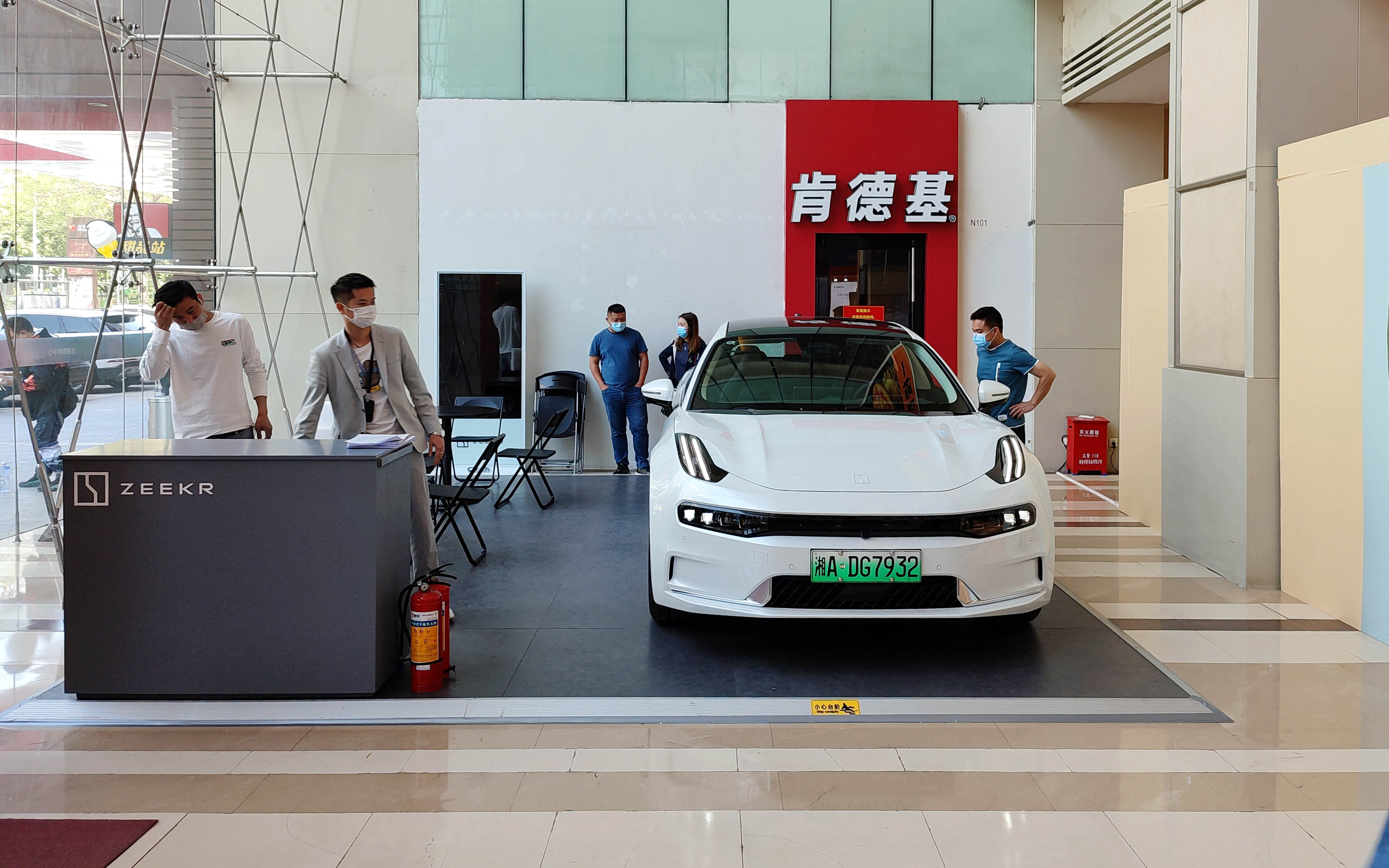 极氪汽车 X 惠州港惠购物中心  