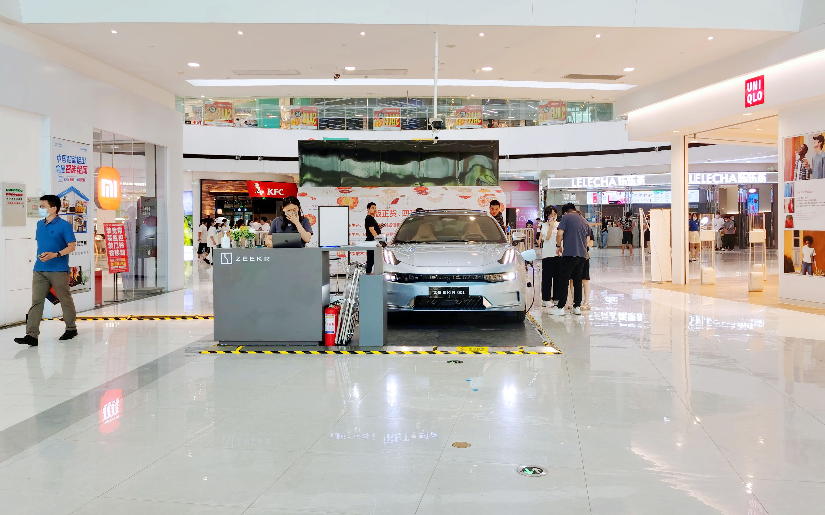 极氪汽车 X 南通永旺梦乐城星湖店    