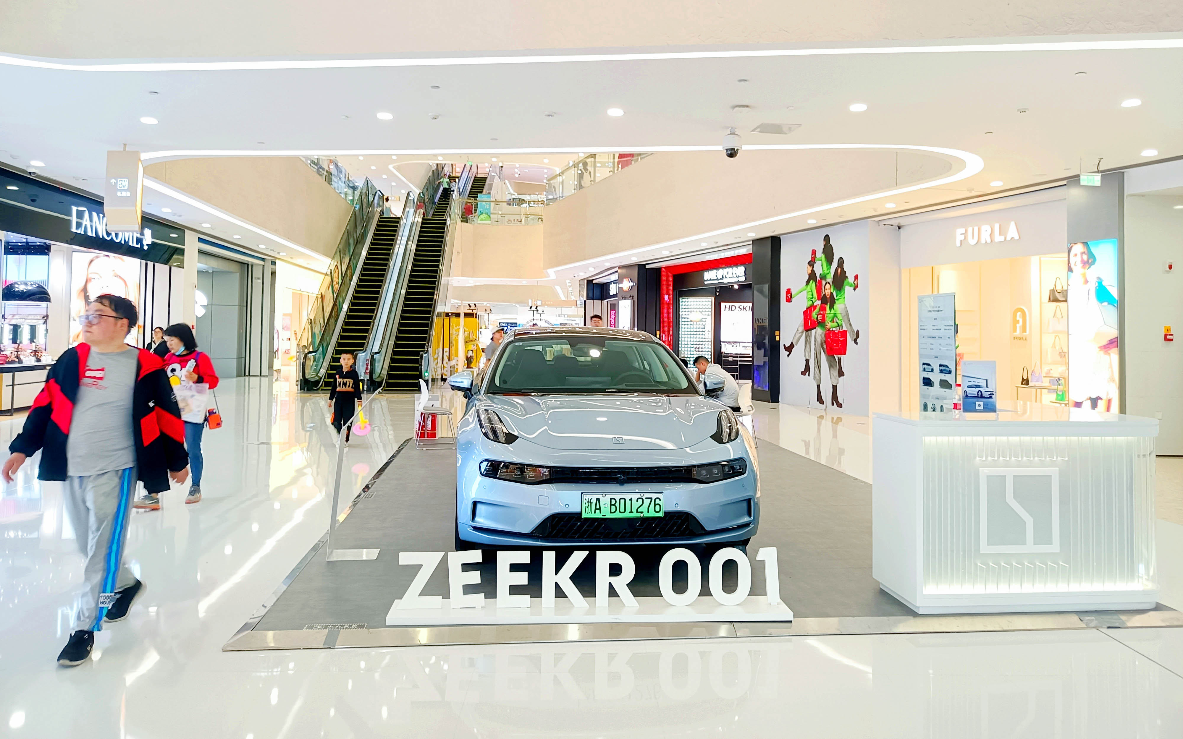 极氪汽车 X  金华义乌之心  