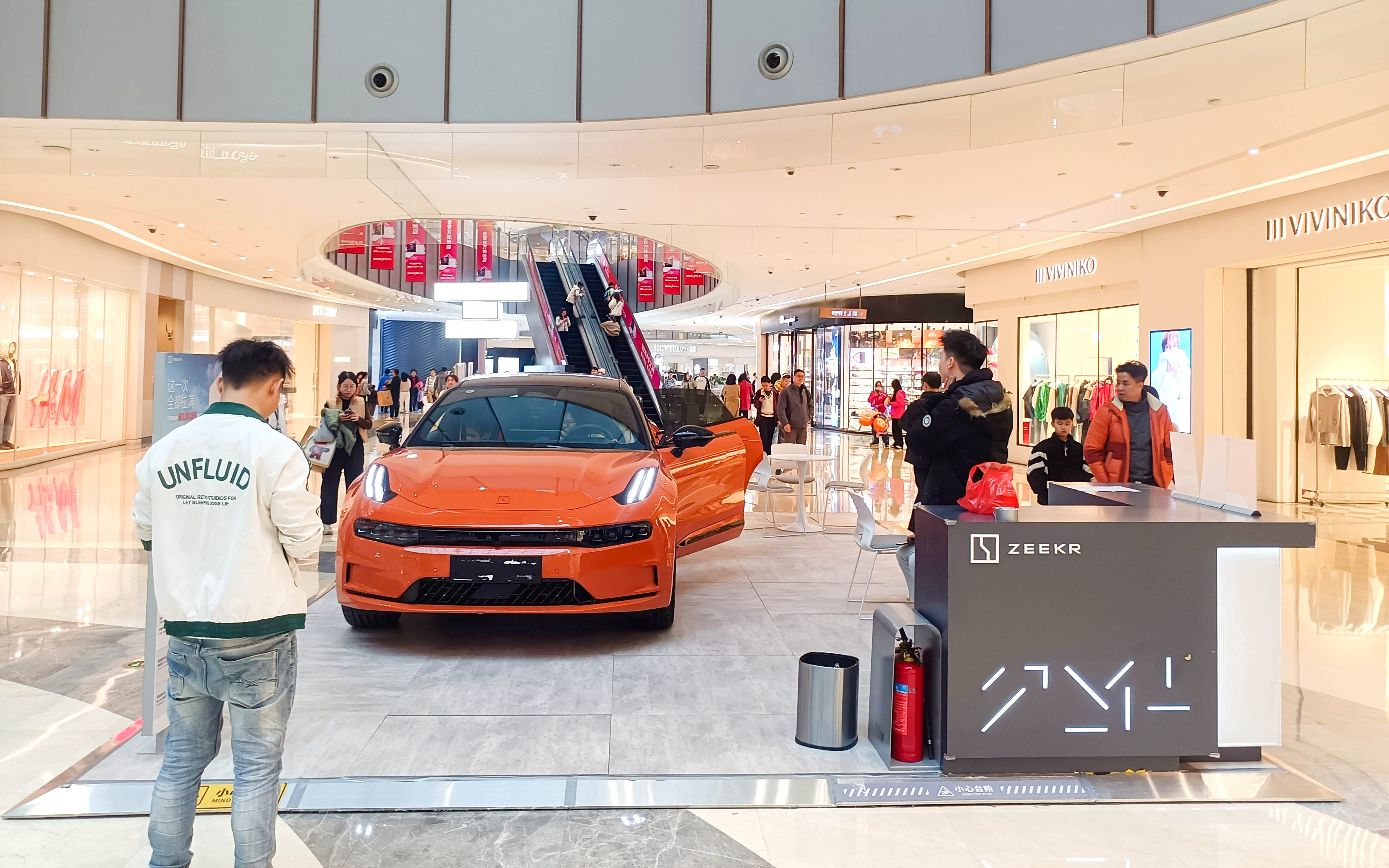 极氪汽车  X  佛山千灯湖环宇城  